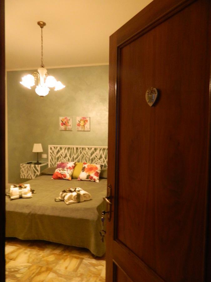 Affittacamere Casa Mac & Rose San Quirico d'Orcia Exterior photo