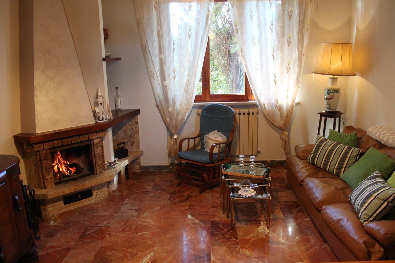 Affittacamere Casa Mac & Rose San Quirico d'Orcia Exterior photo